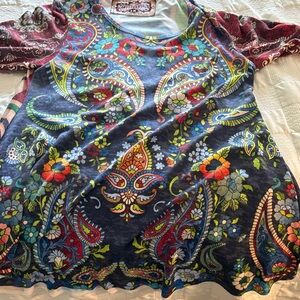 Amma Colorful‎ Paisley Floral Top size 1X